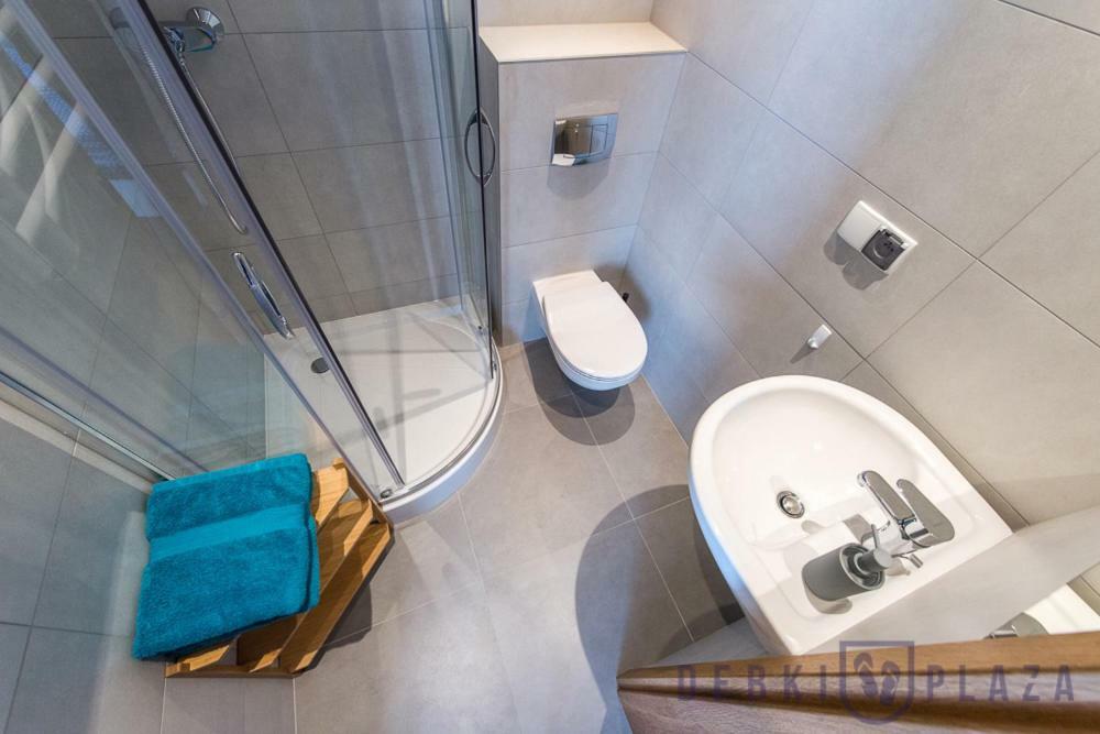 Debki Plaza Appartement Buitenkant foto
