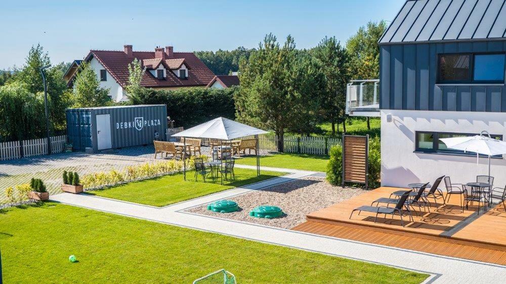 Debki Plaza Appartement Buitenkant foto